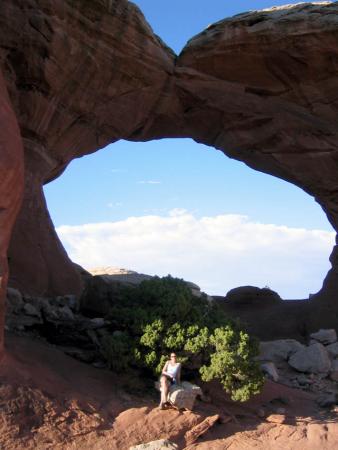 Broken Arch.jpg
