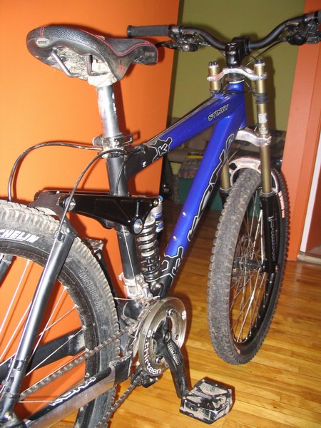 Kona Stinky 2003 (002).jpg